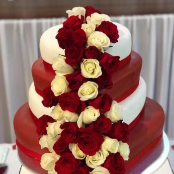 4 tier heart shaped wedding cake