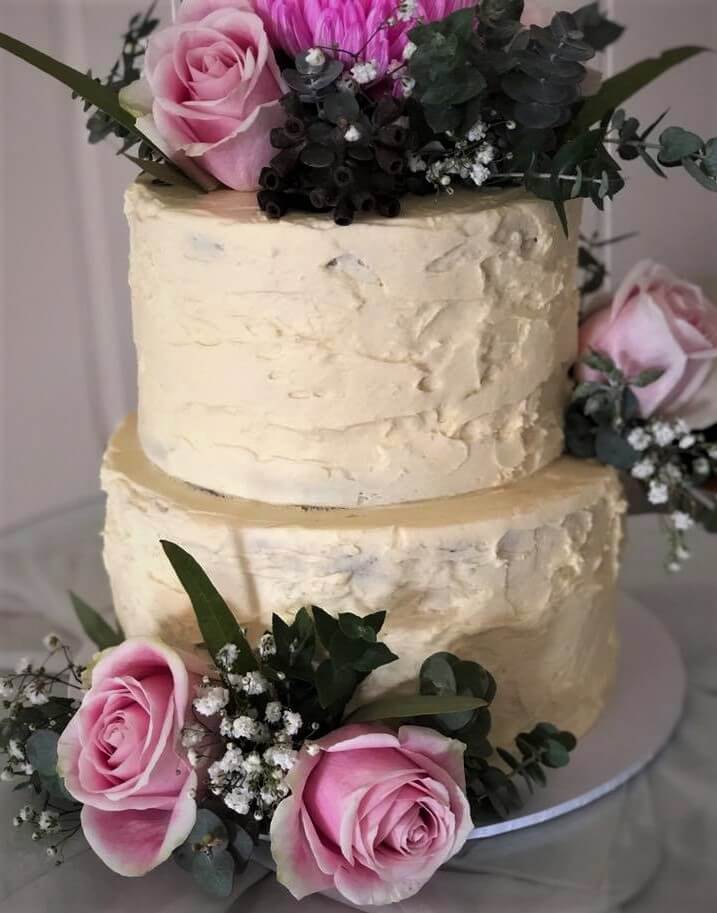 2 tier buttercream wedding cake