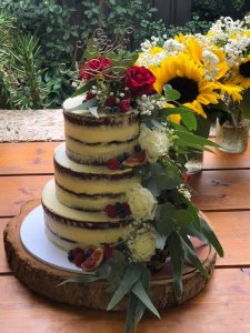 butter cream wedding cake
